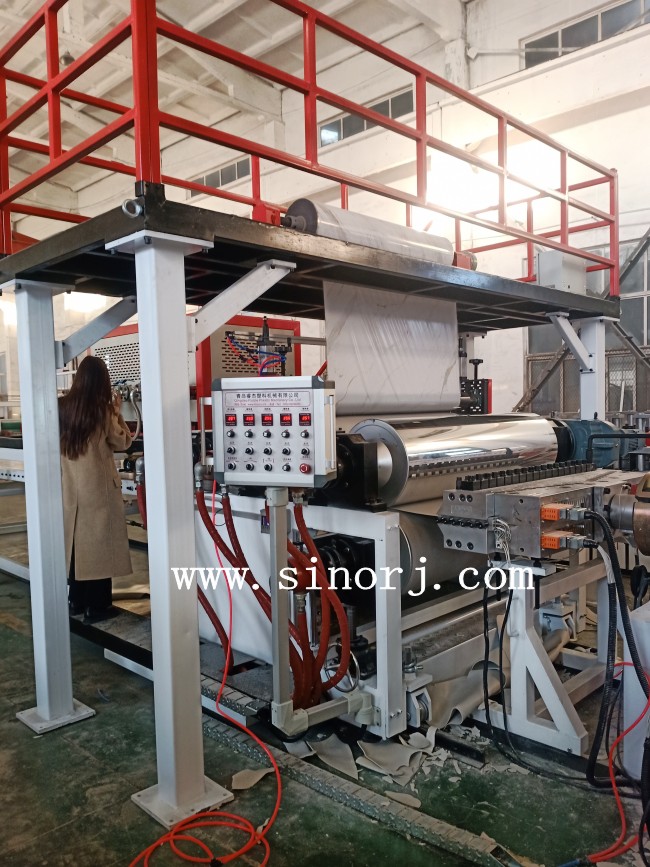 各種設(shè)備工廠試機(jī)中。。。UV板生產(chǎn)線、門板生產(chǎn)線、格柵板生產(chǎn)線、木飾面生產(chǎn)線。。。。。。